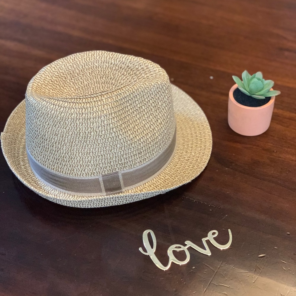 Crazy 8 Straw Hat (NWT)